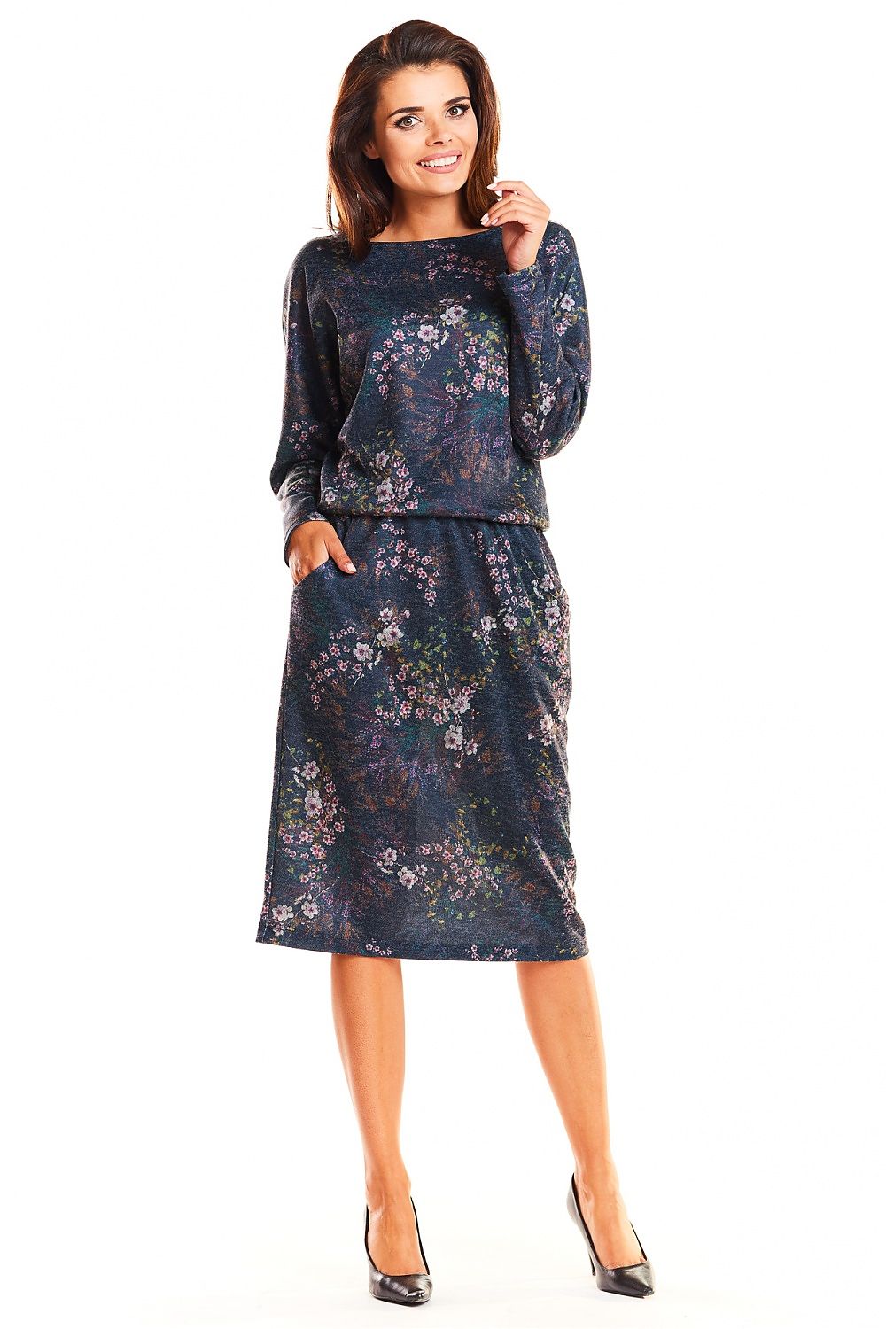  Robe de jour model 129992 awama 