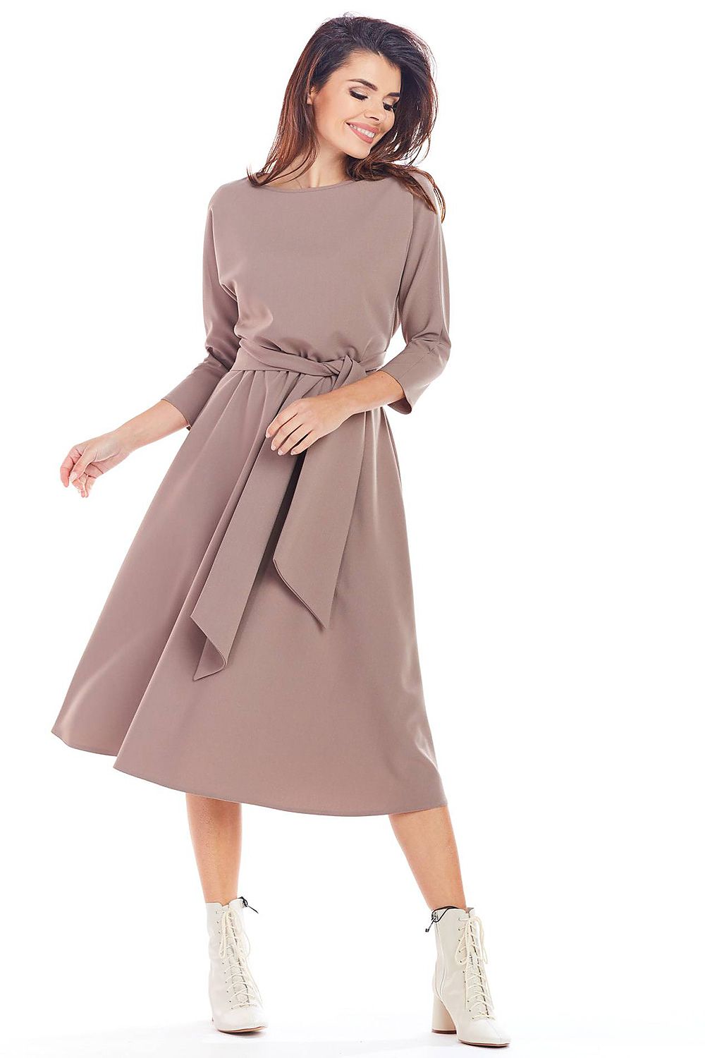  Robe de jour model 139568 awama 