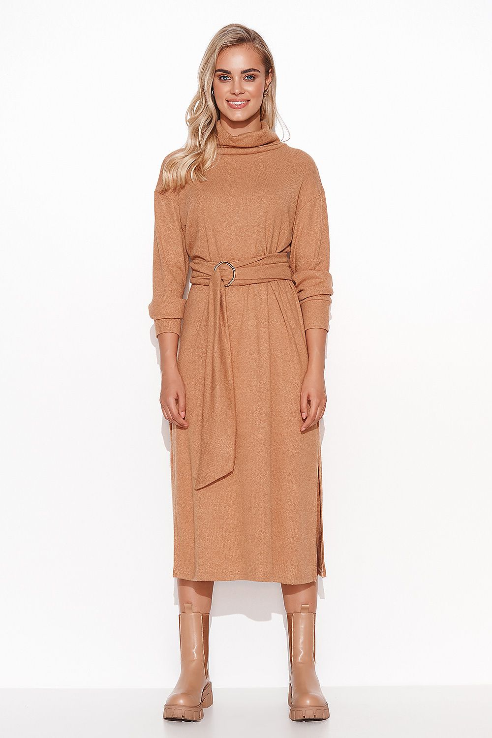  Robe de jour model 170898 Makadamia 