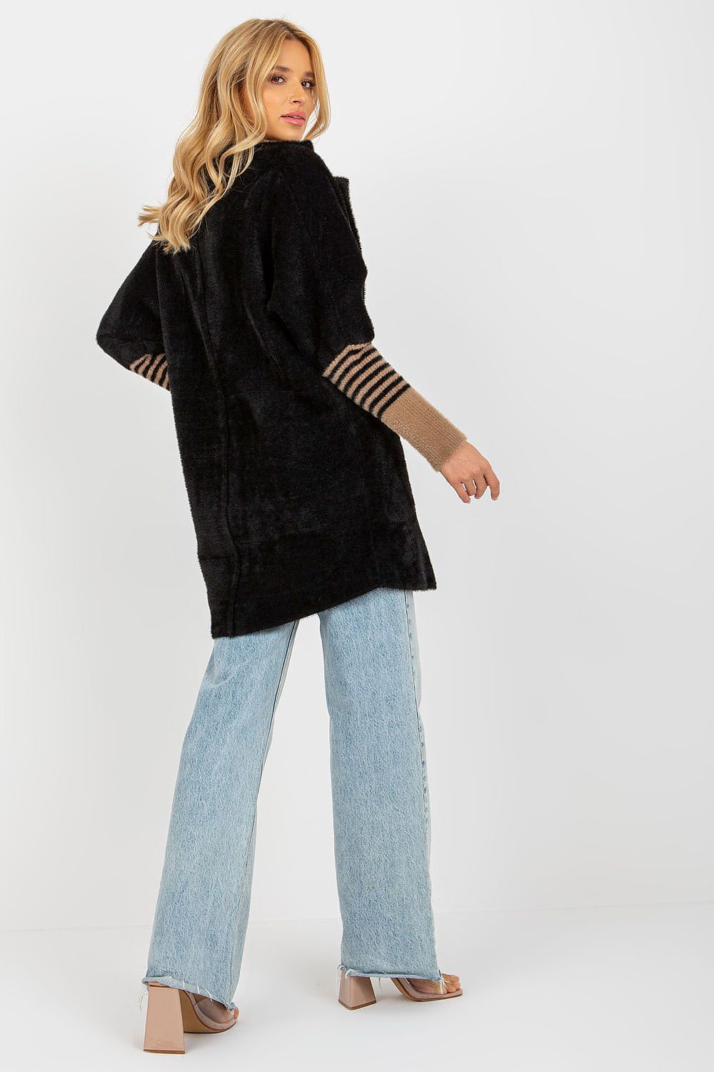  Manteau model 175957 MBM 