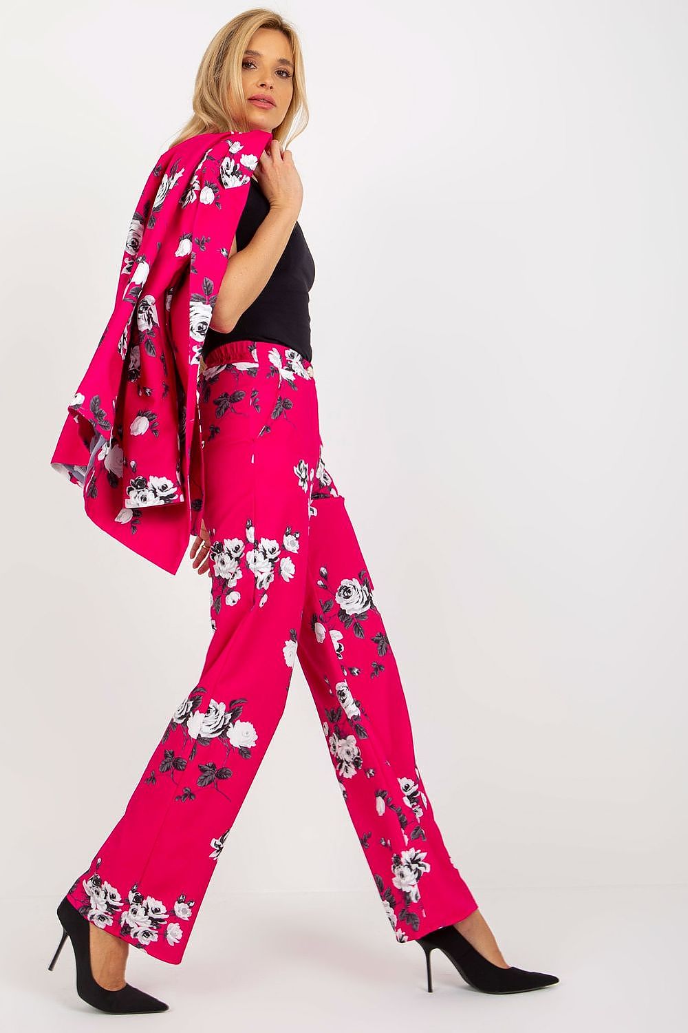  Pantalon femme model 175965 Lakerta 