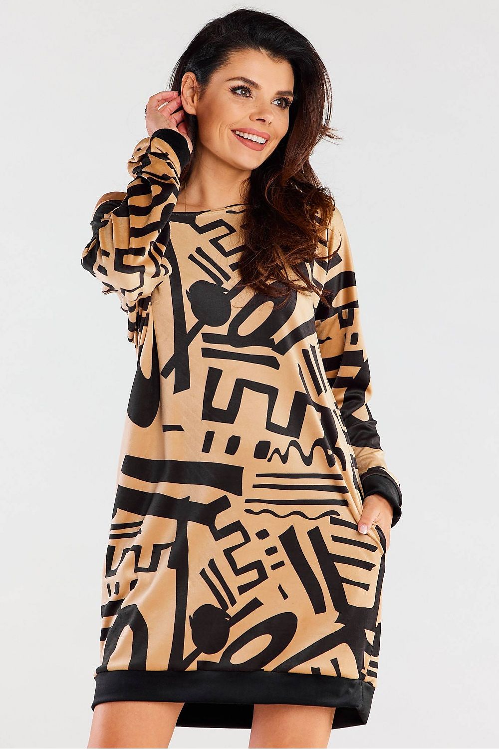  Robe de jour model 176869 awama 