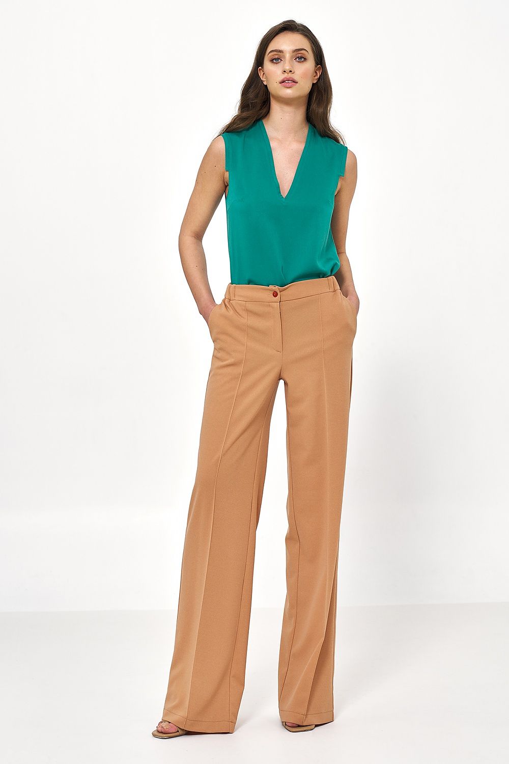  Pantalon femme model 177409 Nife 