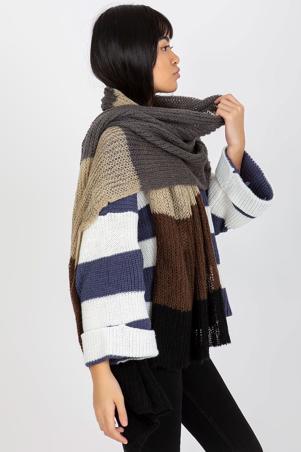  Châle model 185901 AT 