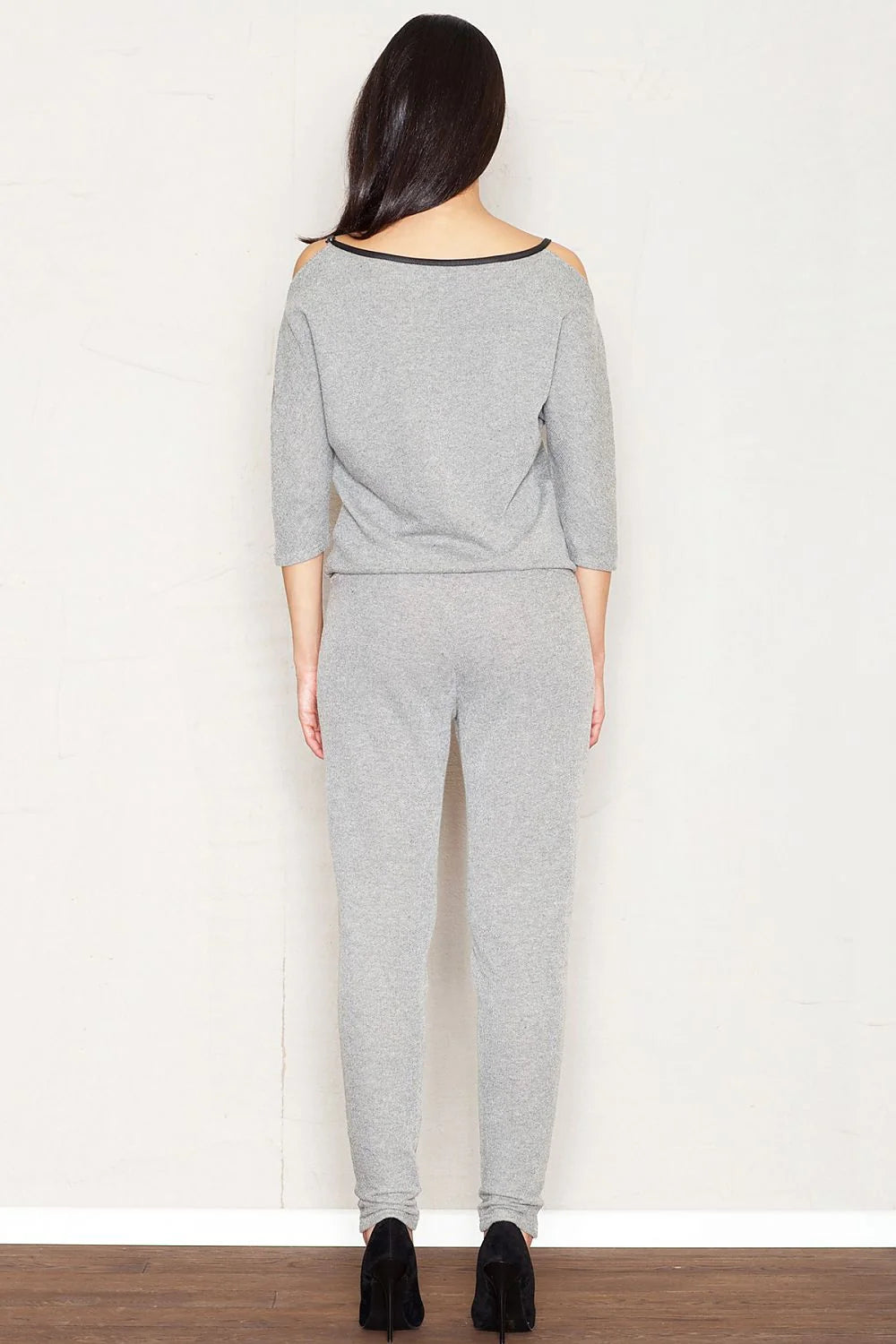 Ensemble détente en coton gris clair, style décontracté et confortable pour femmes modernes et actives