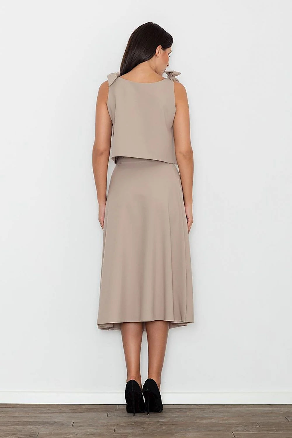 Ensemble lingerie satin élégant moderne confortable jupe évasée mi-mollet pour femmes tendance sophistiquée