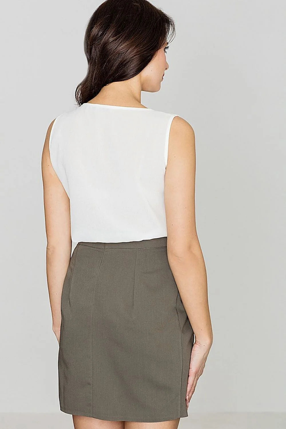Jupe crayon élégante en tissu synthétique avec fente avant pour style contemporain et professionnel féminin