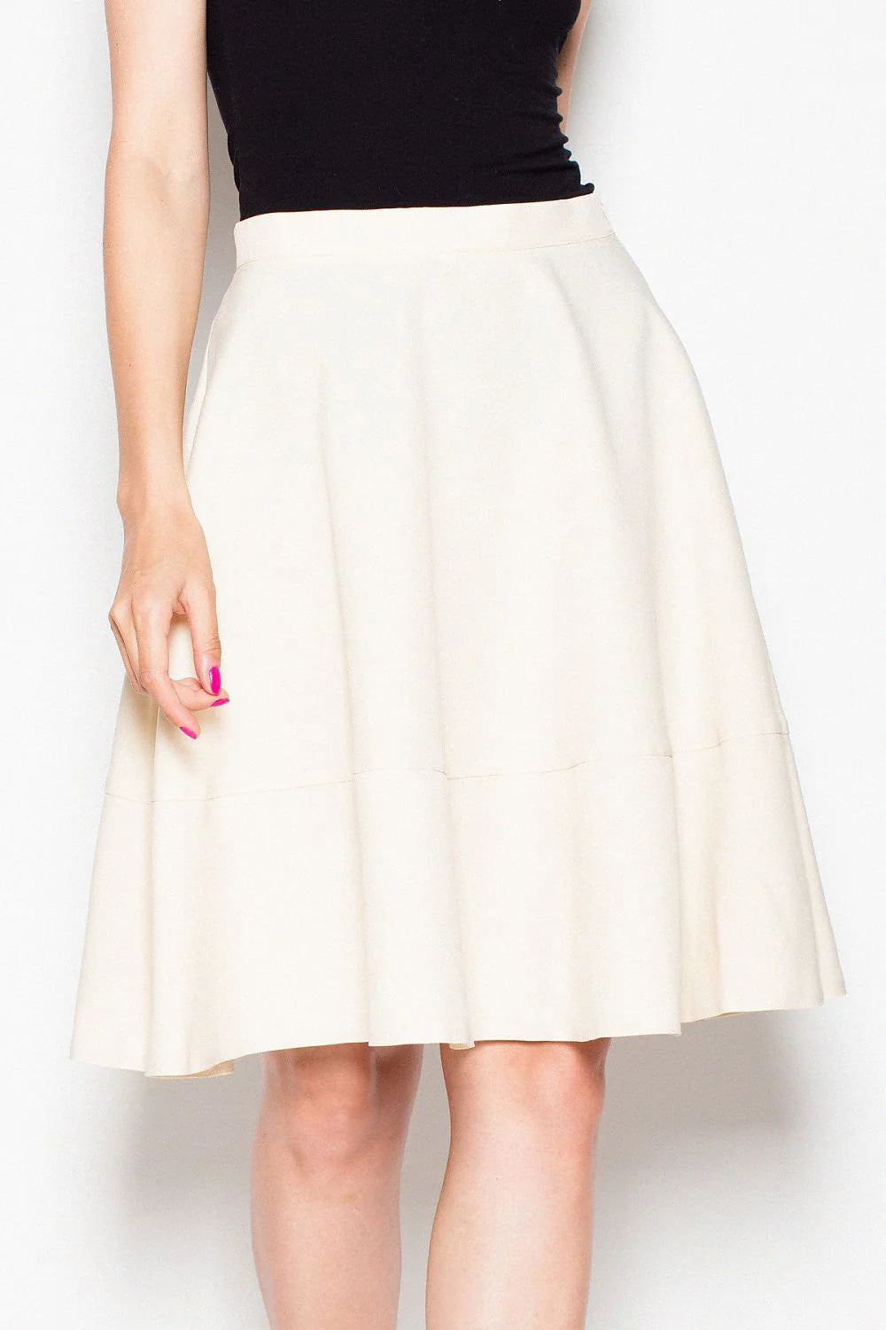Jupe évasée tissu léger élégante bleu vif confort mode féminine tendance garde-robe casual