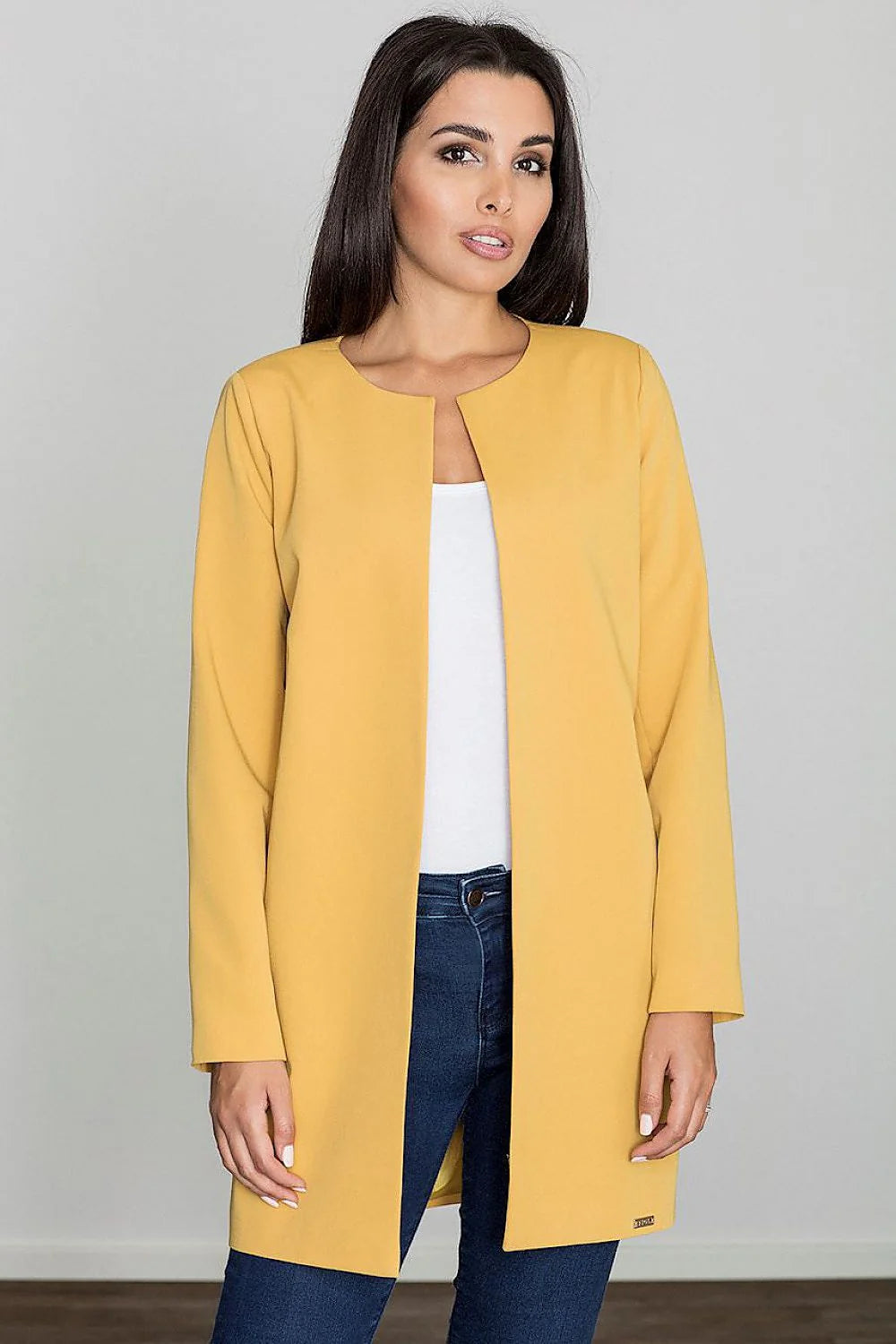 Manteau en tissu chic élégant motif losanges noir et blanc pour style sophistiqué moderne femme
