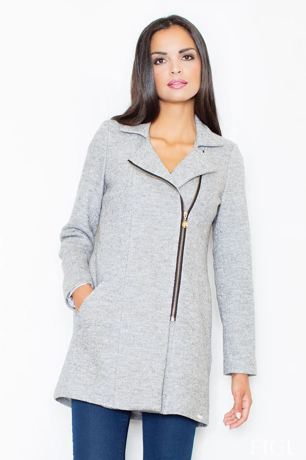 Manteau femme en laine gris chic moderne avec fermeture éclair, parfait pour élégance automnale