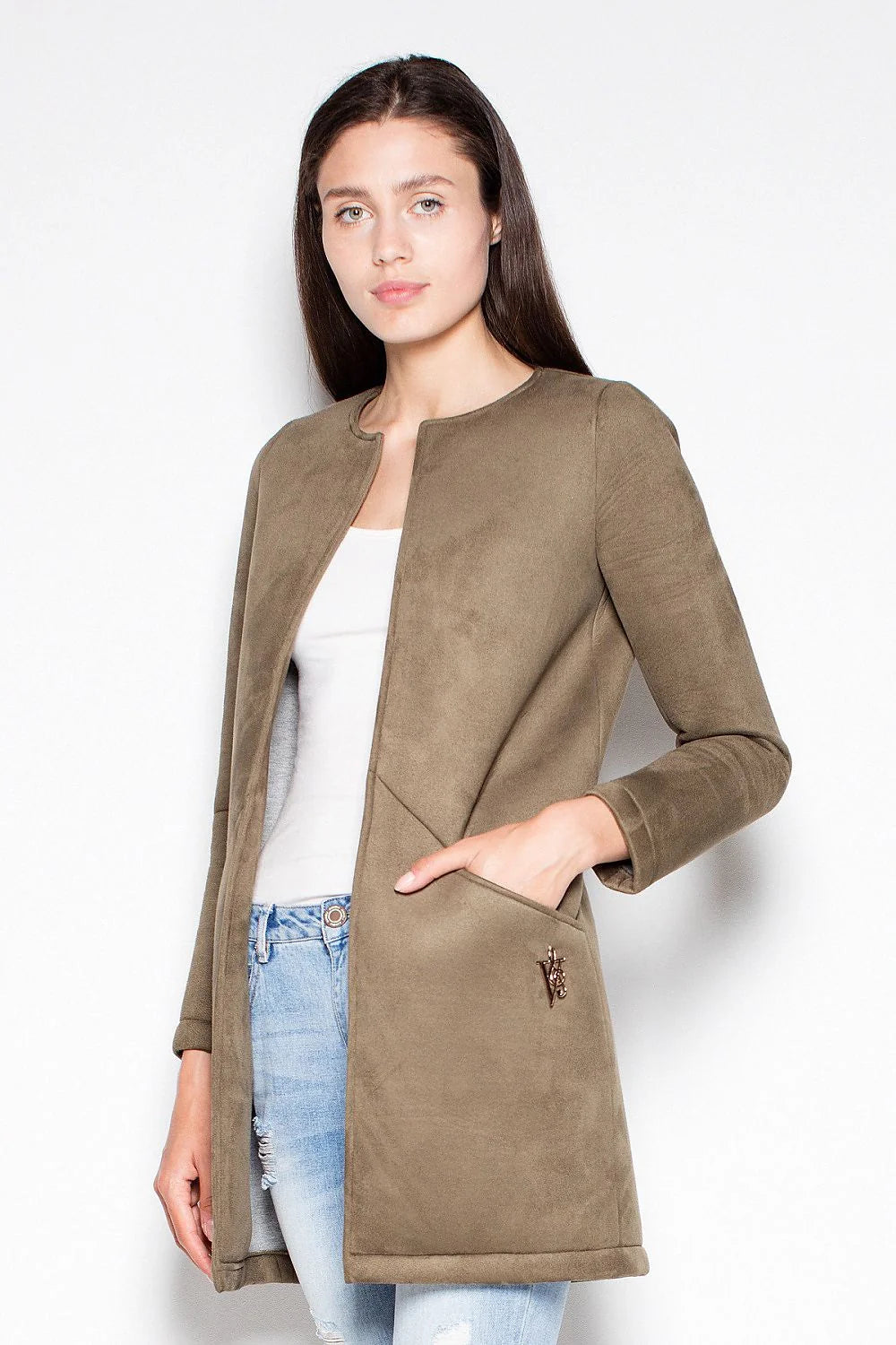 Manteau kaki suédine moderne élégant coupe droite avec poches pour femmes style automne hiver sophistiqué
