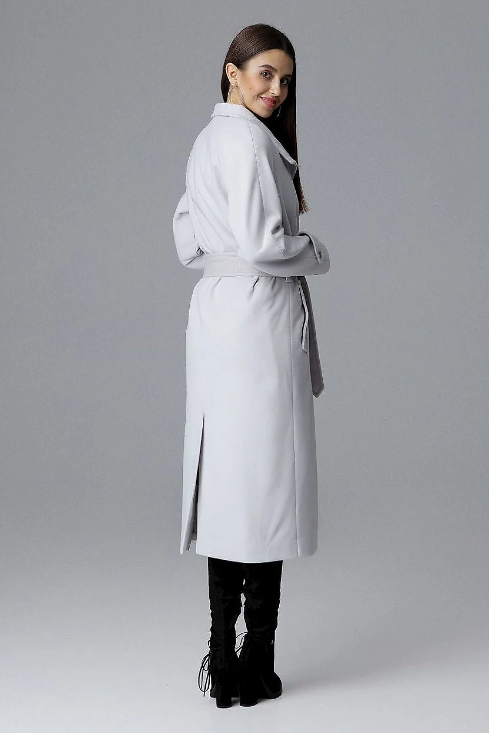 Manteau long laine élégant gris clair ceinturé style chic idéal hiver femmes modernes