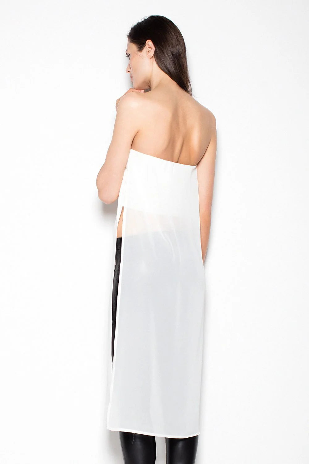 Nuisette longue en tulle transparent blanc sans bretelles élégante et minimaliste pour nuits raffinées