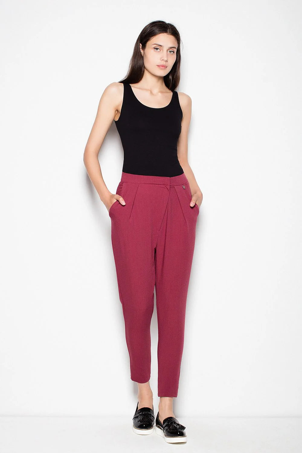 Pantalon femme beige clair décontracté en tissu léger ample fuselé taille élastique confort quotidien
