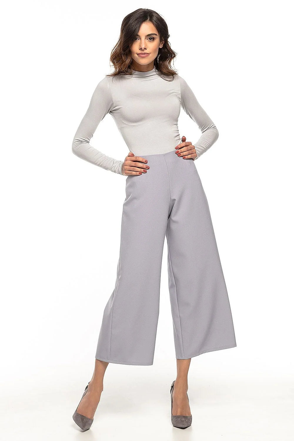 Pantalon femme en tissu épais style moderne coupe ample taille haute élégant et minimaliste