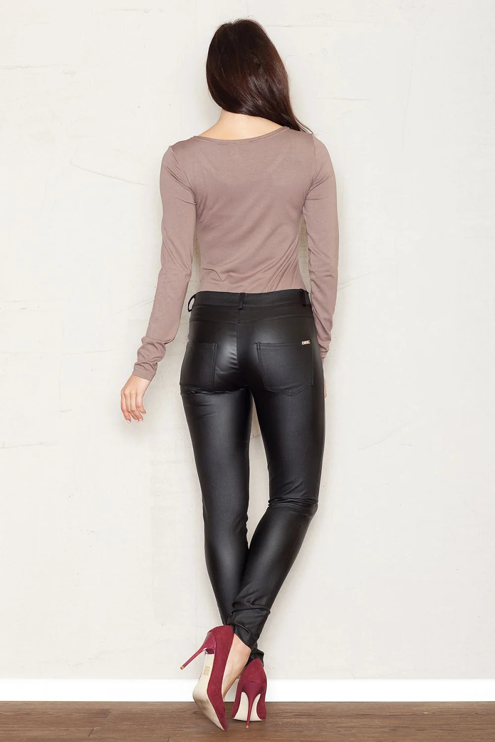 Pantalon femme Figl coton chic élégant ajusté confortable idéal silhouette moderne usage quotidien tendance
