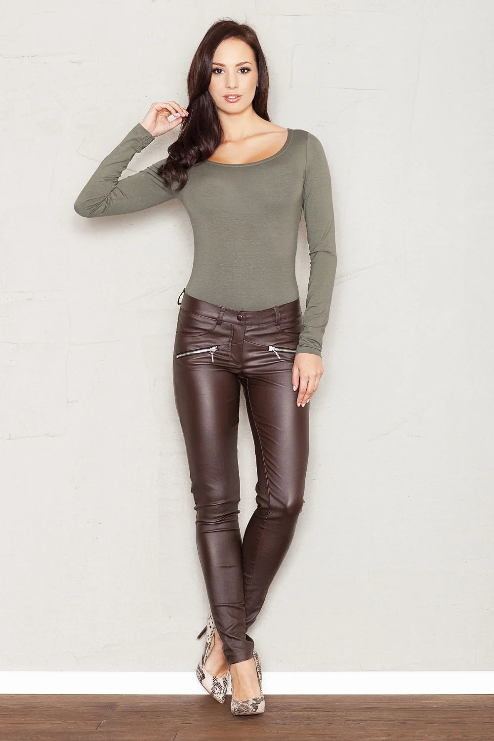 Pantalon femme Figl coton chic élégant ajusté confortable idéal silhouette moderne usage quotidien tendance