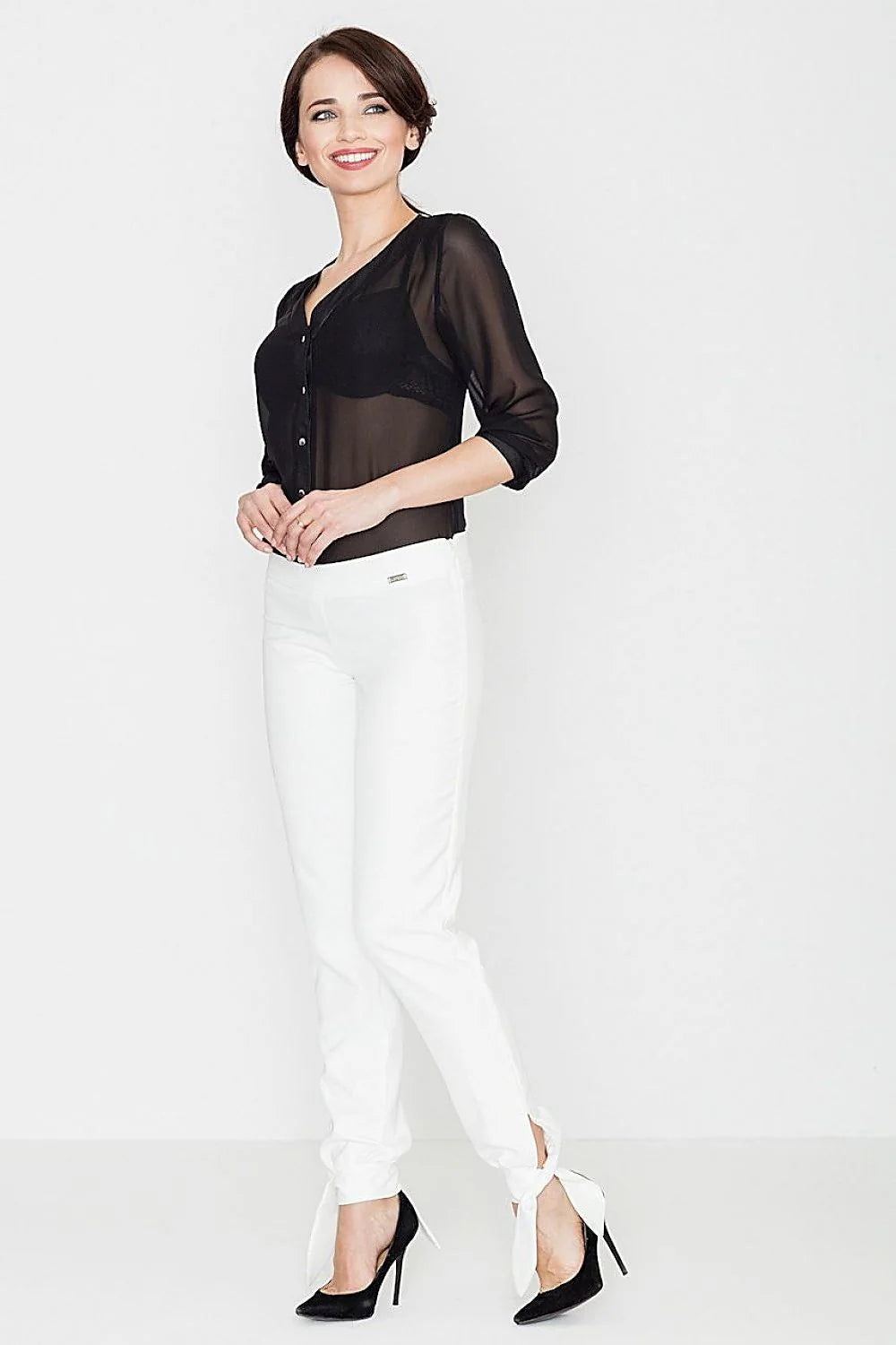 Pantalon long en coton élégant et confortable avec nœud décoratif pour tenues professionnelles ou soirées