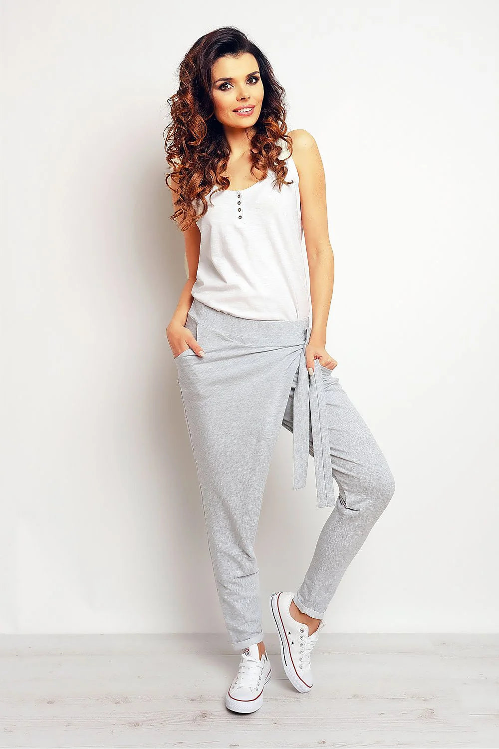 Pantalon survêtement coton décontracté ample moderne poches taille nouée look tendance femme mode casual