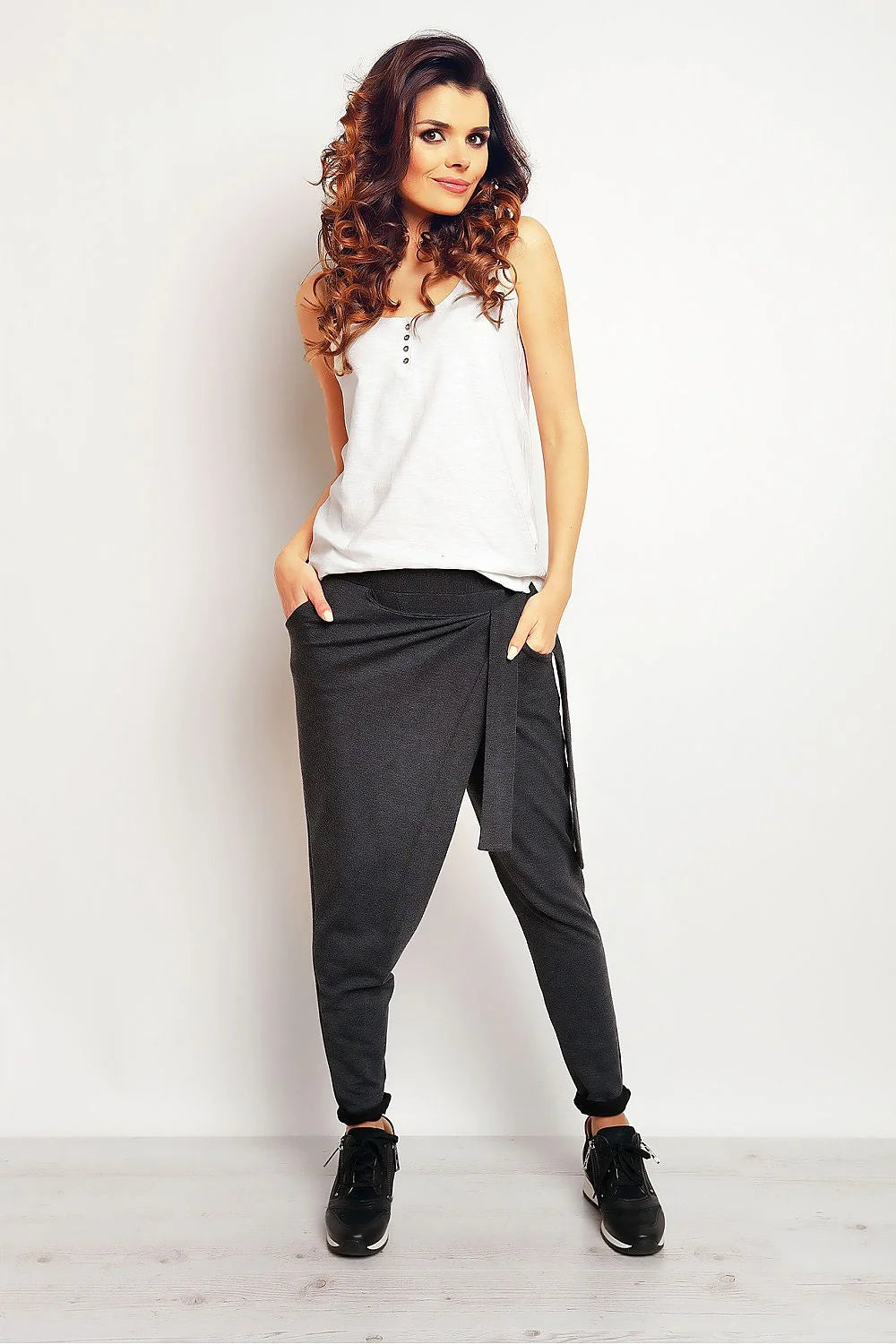 Pantalon survêtement coton décontracté ample moderne poches taille nouée look tendance femme mode casual