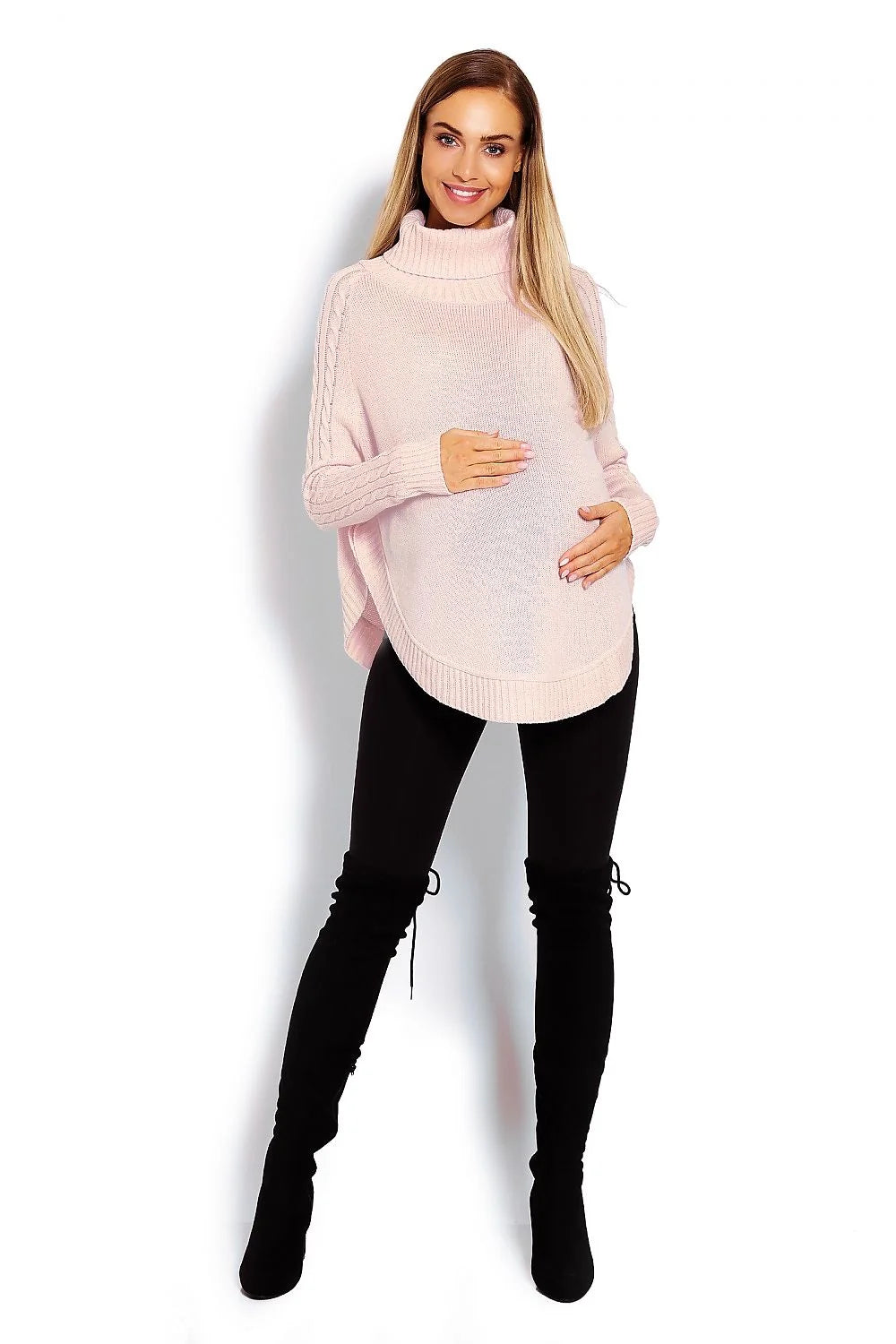 Pull-over en tricot beige confortable avec col roulé, style décontracté idéal pour l'hiver chic