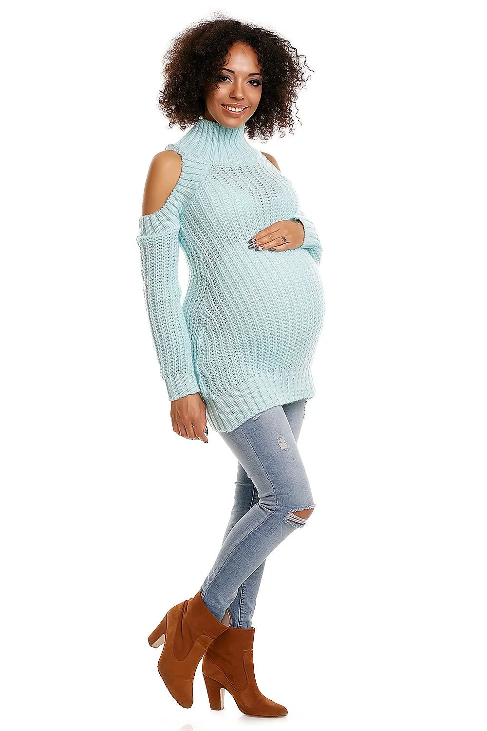 Pull tricot bleu clair épaules dénudées col roulé confortable mode maternité tendance hiver casual
