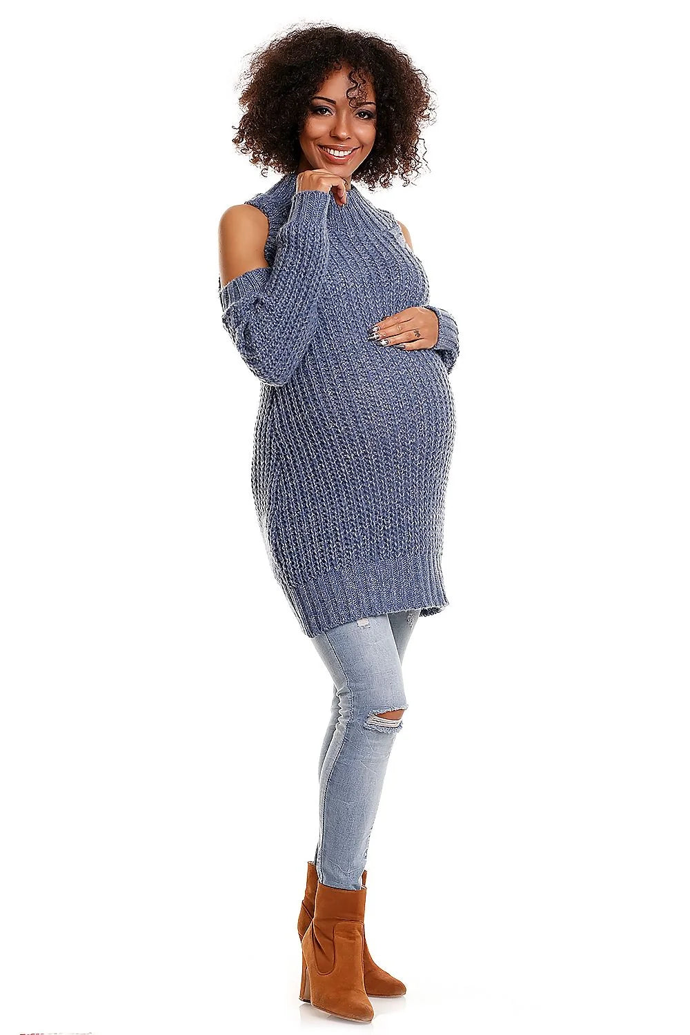 Pull tricot bleu clair épaules dénudées col roulé confortable mode maternité tendance hiver casual