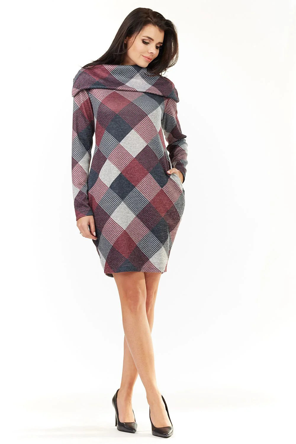 Robe à carreaux jersey chic décontractée col roulé manches longues pour style moderne élégant féminin