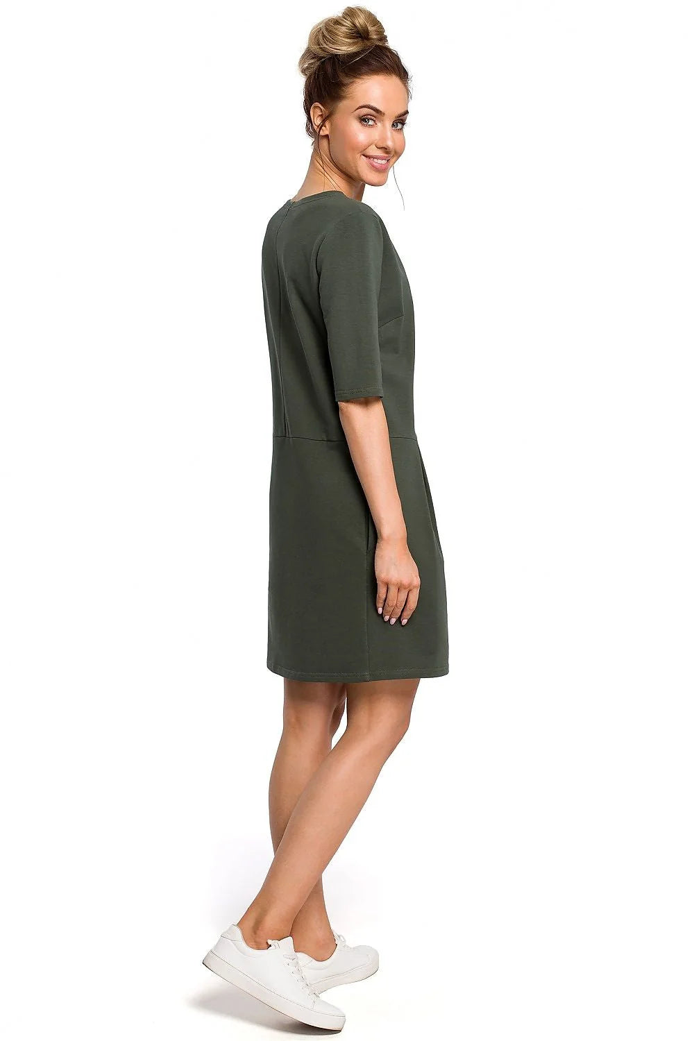 Robe blanche coton casual élégante et confortable manches trois-quarts poches latérales mode féminine quotidienne
