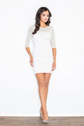 Robe blanche Figl en maille transparente chic ajustée manches trois-quarts élégante pour soirées sophistiquées