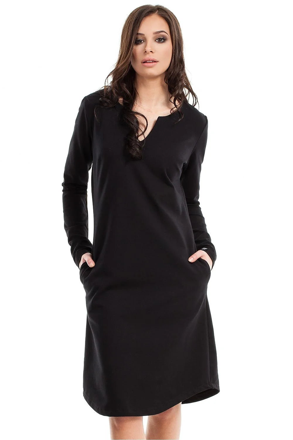 Robe bleu marine coton décontractée élégante manches longues confortable pour femmes modernes style quotidien