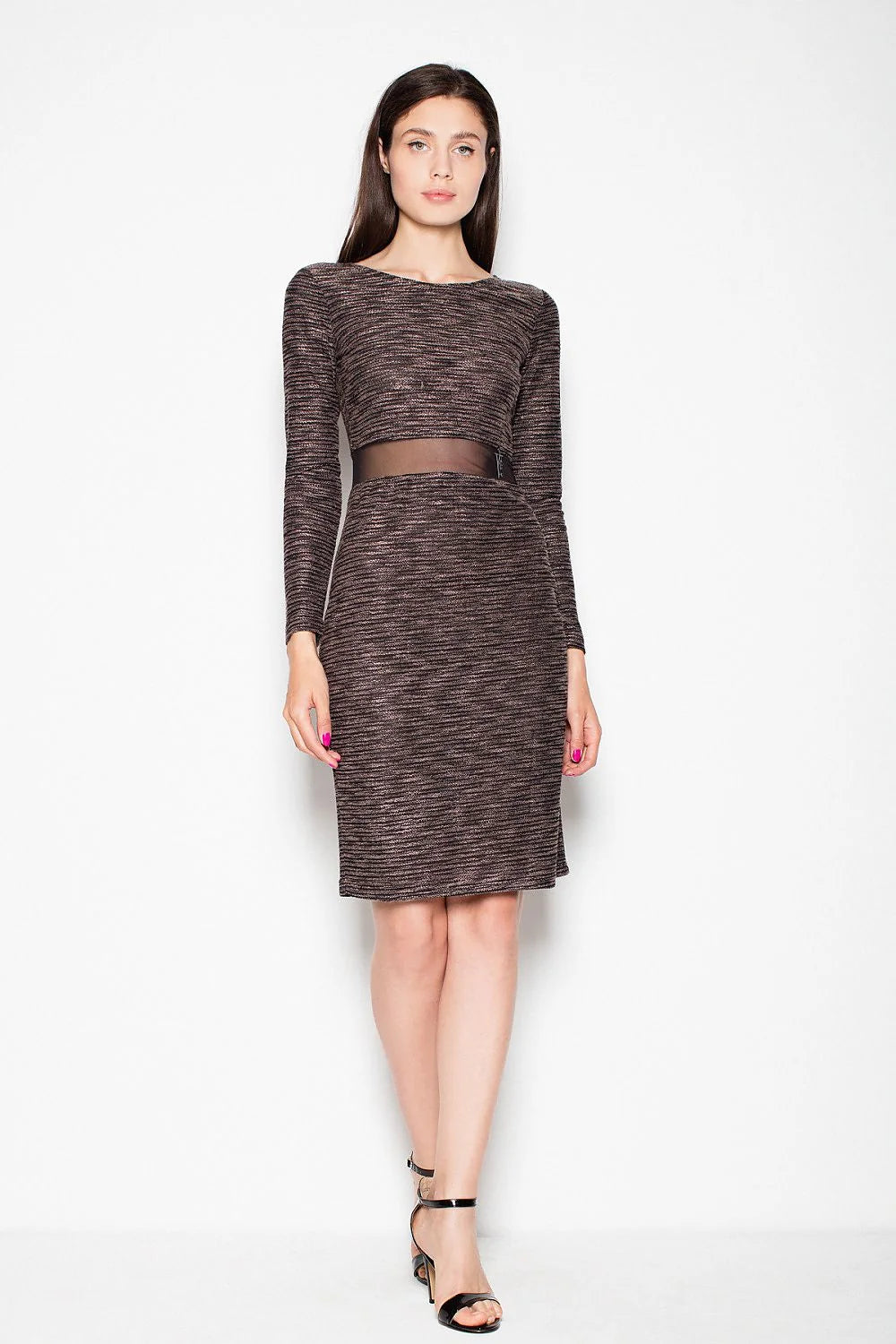 Robe chic tricotée moderne grise avec transparence élégante Venaton pour occasions spéciales et professionnelles
