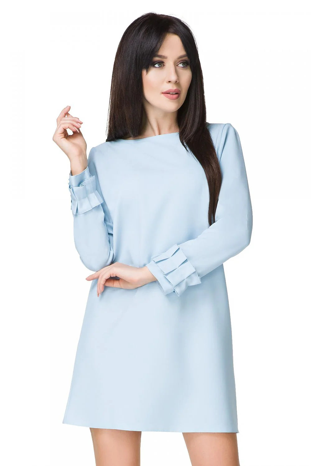 Robe cocktail satin élégante et raffinée silhouette flatteuse soirées mariages événements spéciaux femmes modernes