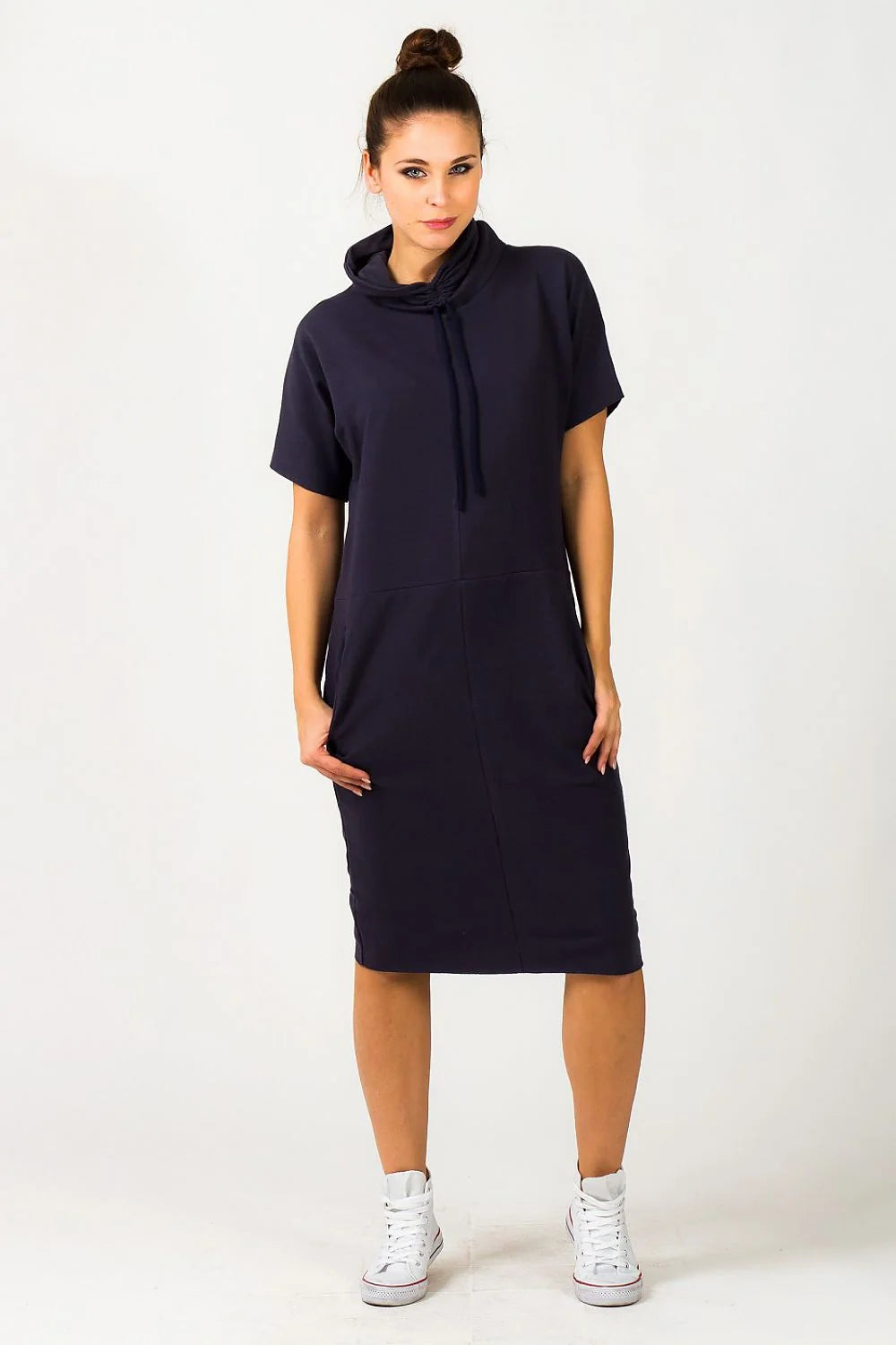 Robe confortable en coton rose vif col roulé manches courtes poches style décontracté quotidien