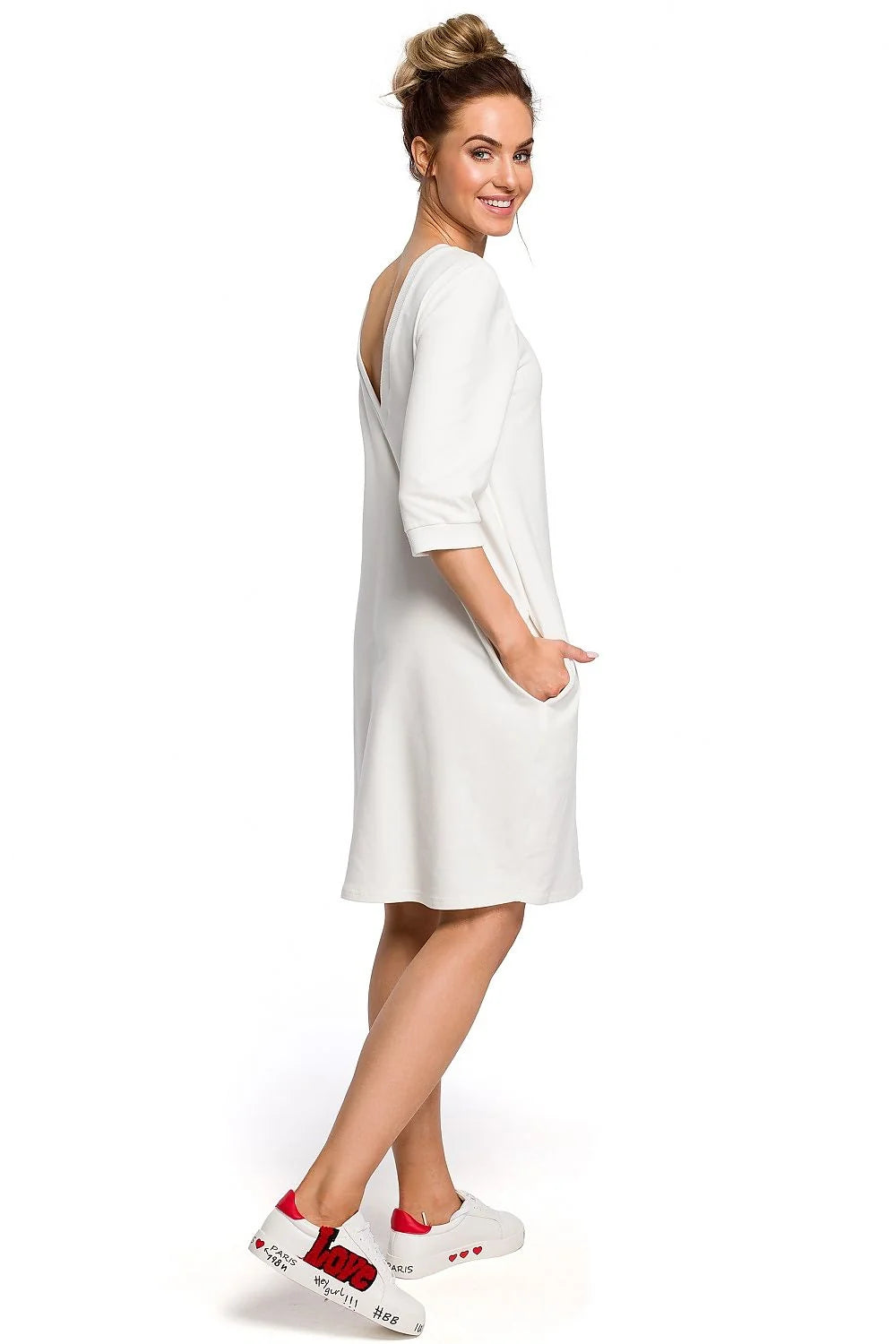 Robe coton blanche décontractée élégante manches trois-quarts coupe ample confort femme mode quotidienne