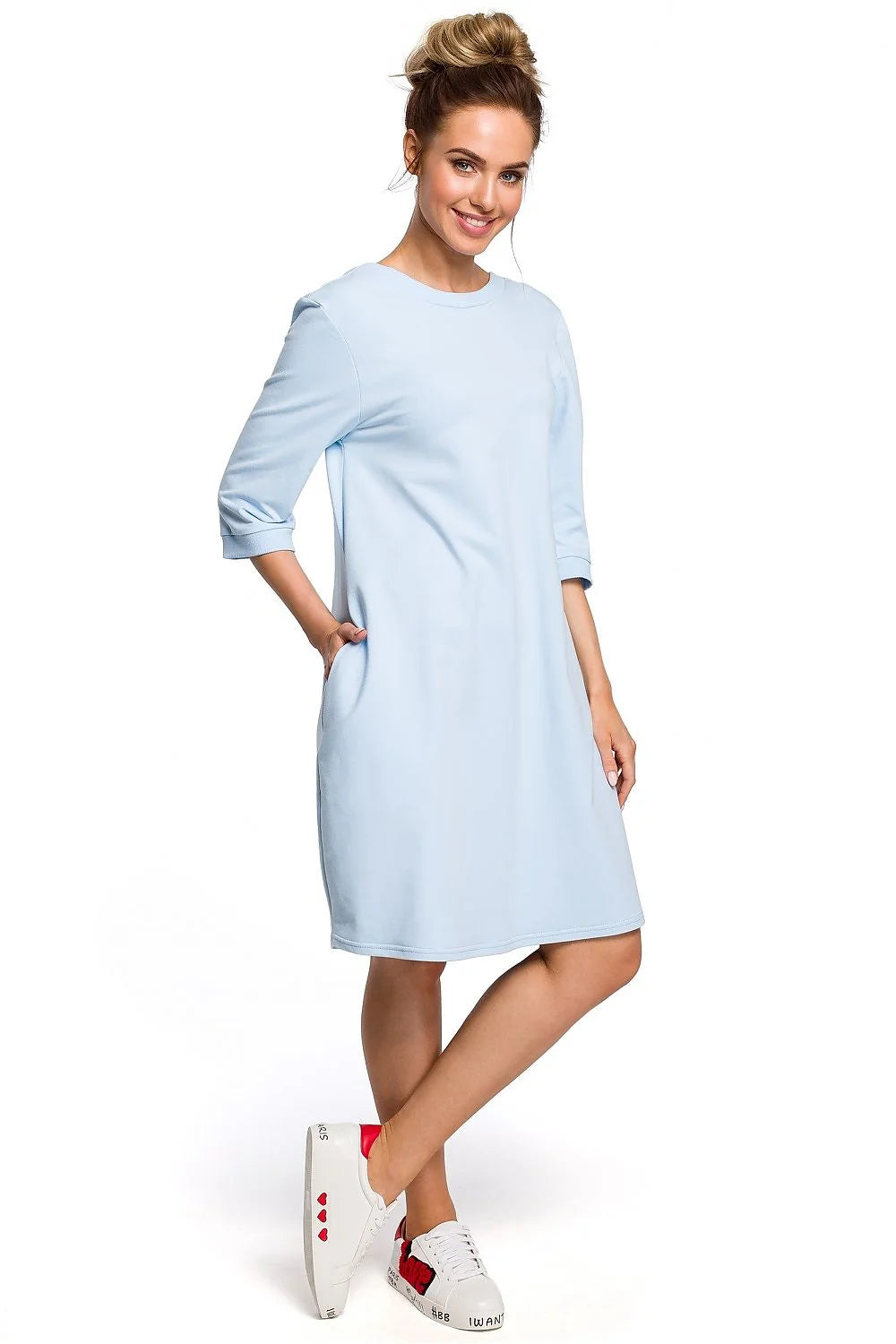Robe coton blanche décontractée élégante manches trois-quarts coupe ample confort femme mode quotidienne