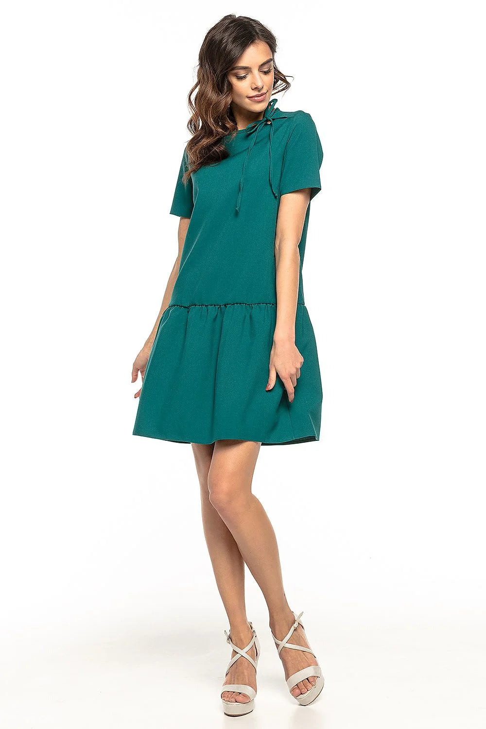 Robe courte grise en coton décontractée moderne élégante élastique taille manches courtes mode féminine
