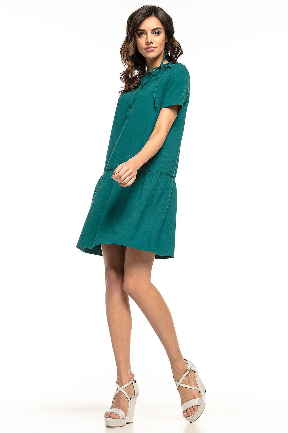 Robe courte grise en coton décontractée moderne élégante élastique taille manches courtes mode féminine