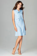 Robe d'été en coton élégante bleu clair à pois pour une allure féminine chic