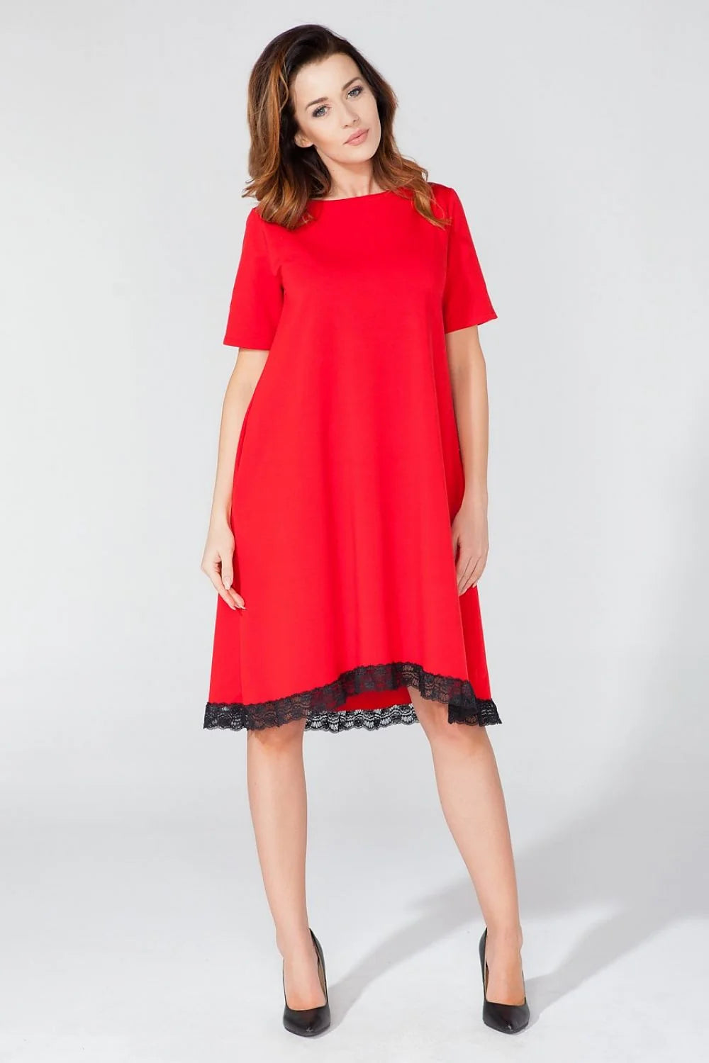 Robe de Jour Dentelle Élégante et Confortable Coupe Trapèze Idéale Journée Sortie Entre Amis