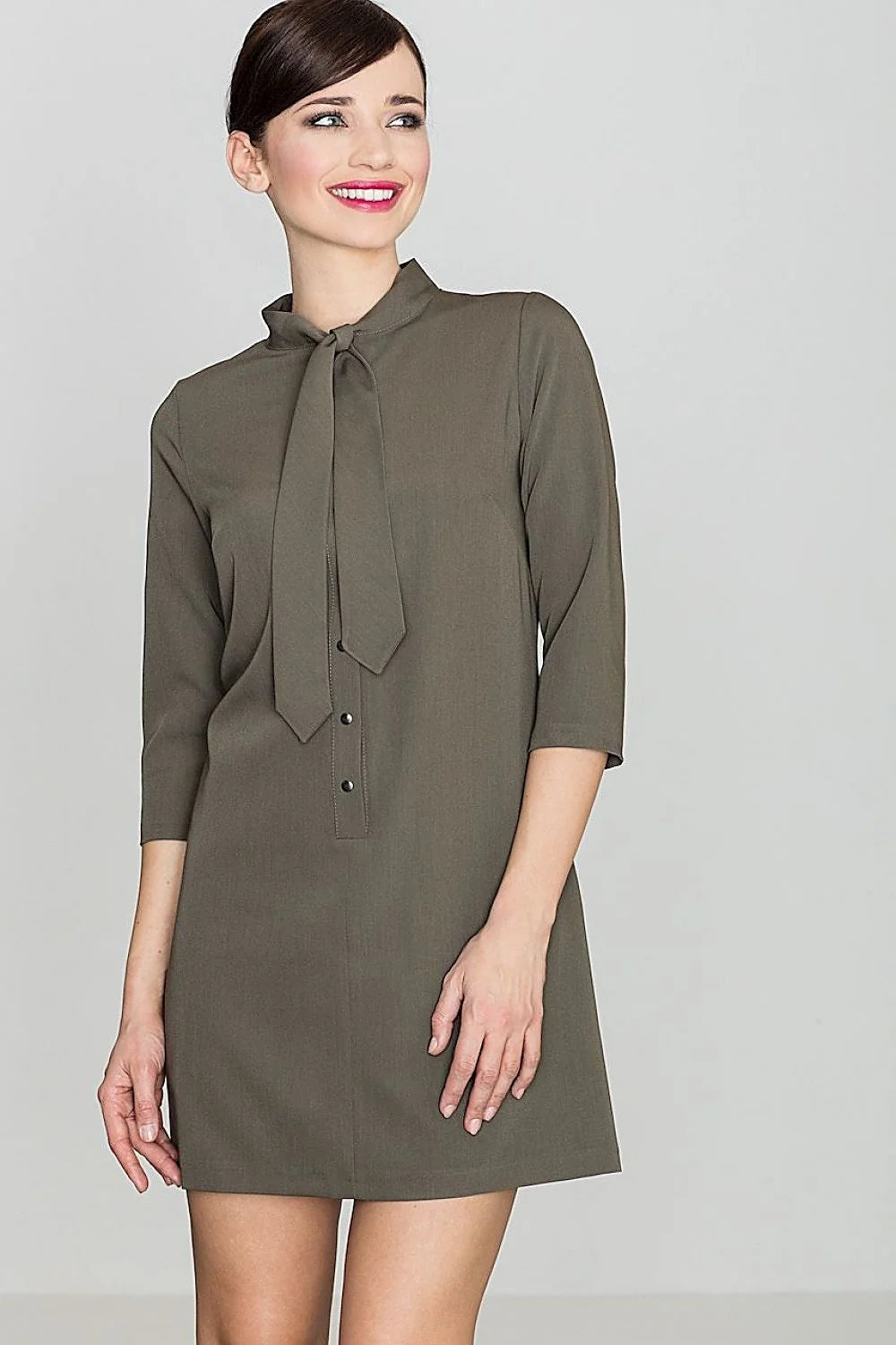 Robe de jour en coton chic et confortable pour élégance quotidienne des femmes modernes