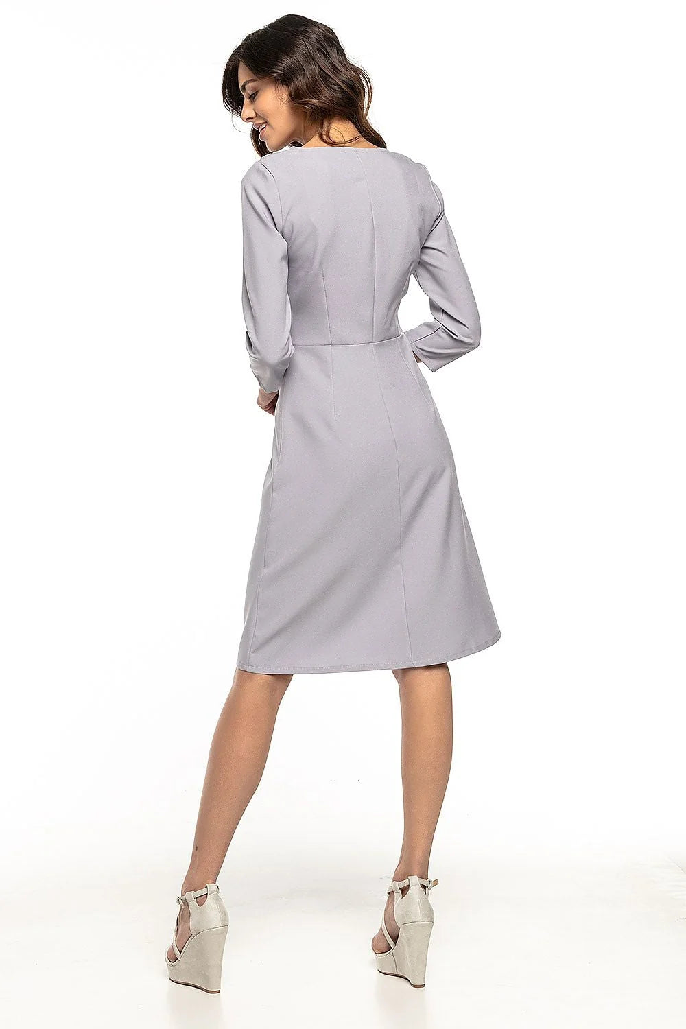 Robe de jour en coton chic et confortable pour femme moderne élégance et allure quotidienne