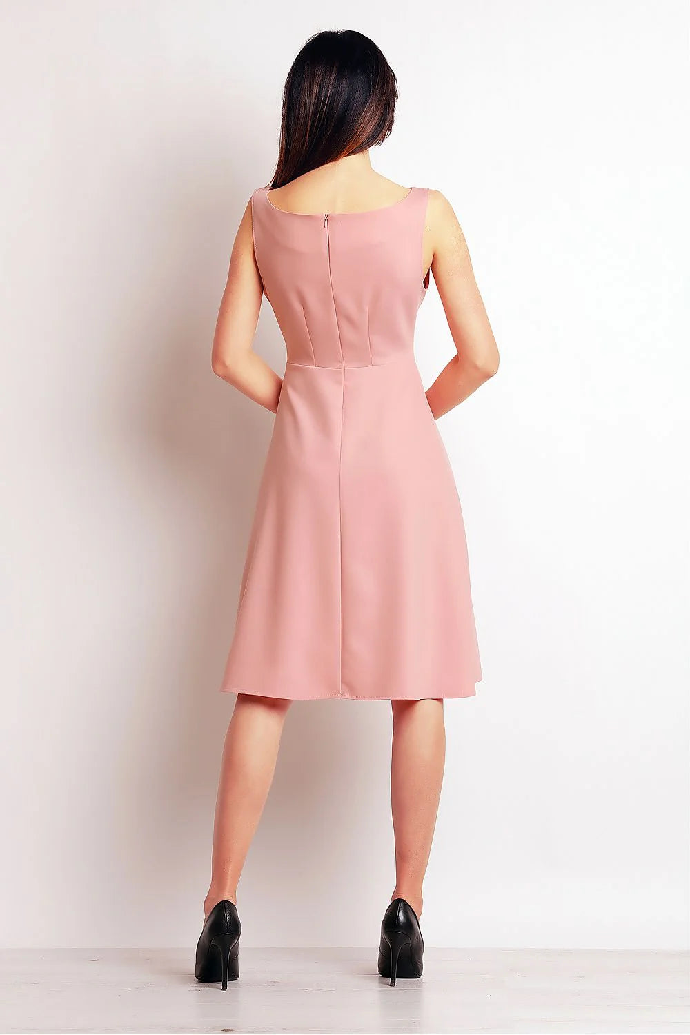 Robe de jour en coton élégante et confortable pour femmes modernes style intemporel courbes féminines