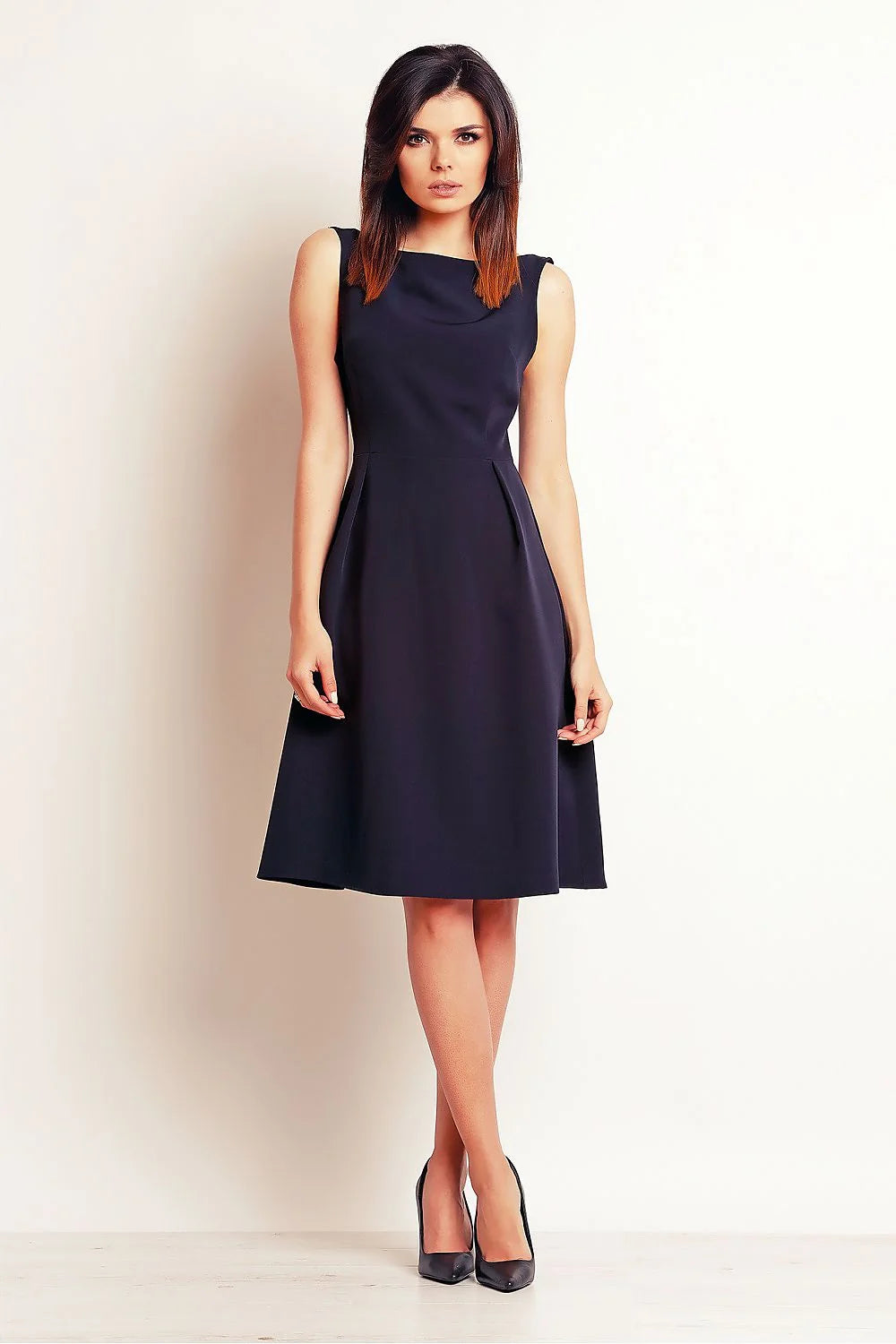 Robe de jour en coton élégante et confortable pour femmes modernes style intemporel courbes féminines