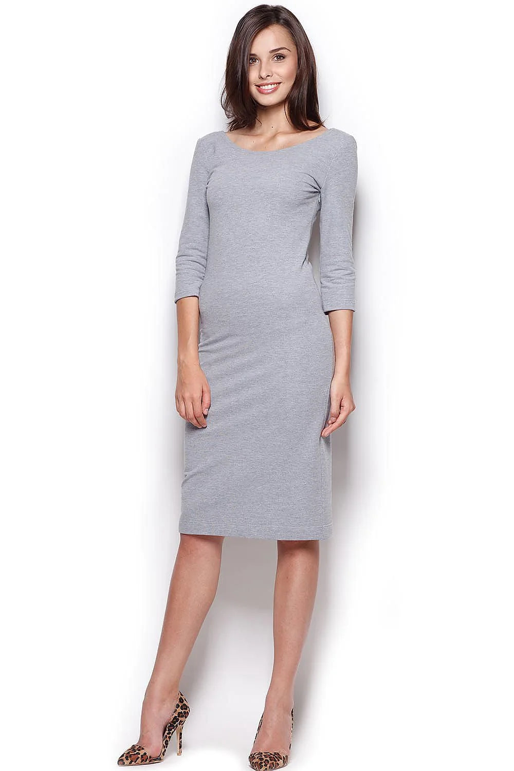 Robe de jour en coton élégante et confortable pour silhouette féminine raffinée au bureau et occasions