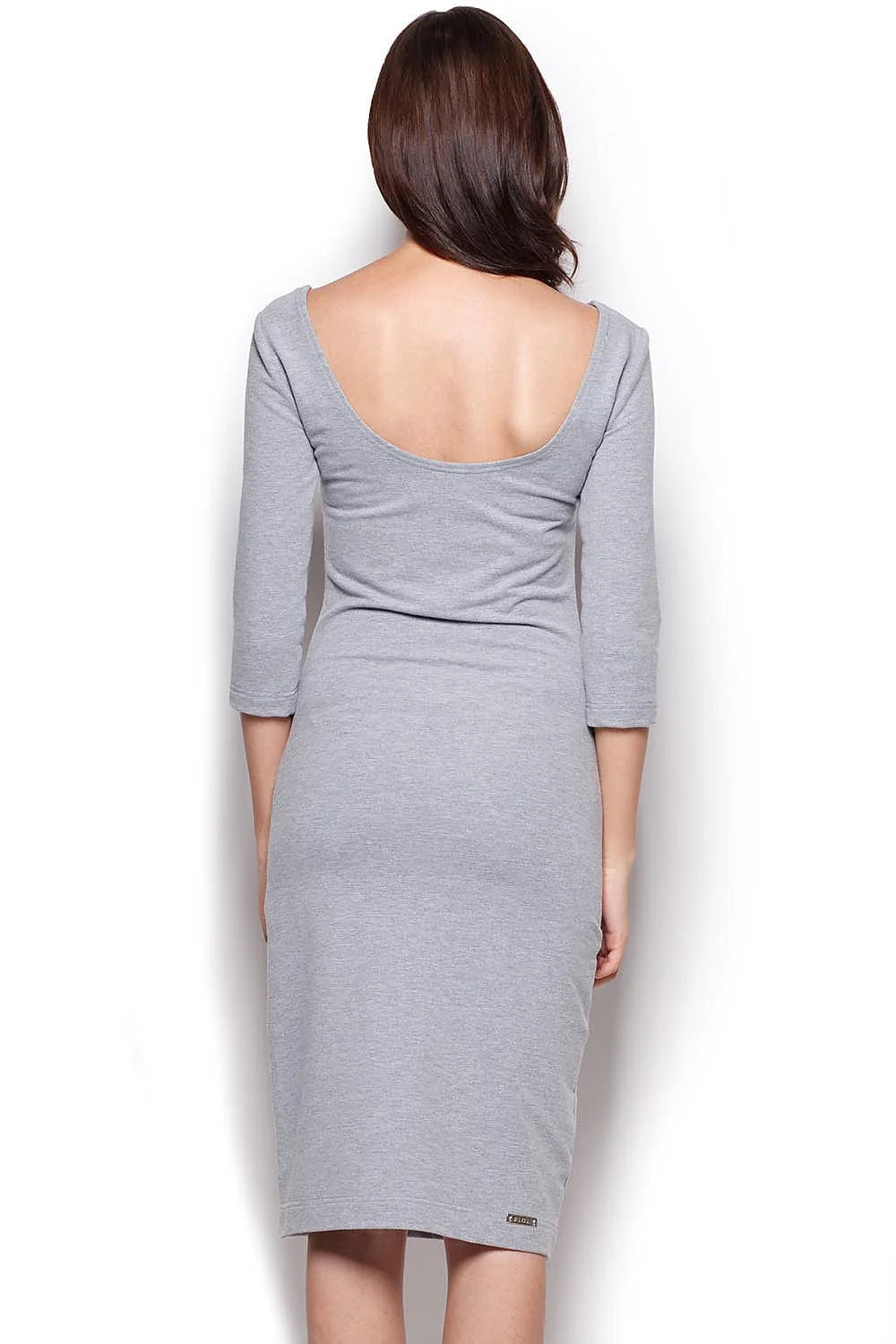 Robe de jour en coton élégante et confortable pour silhouette féminine raffinée au bureau et occasions