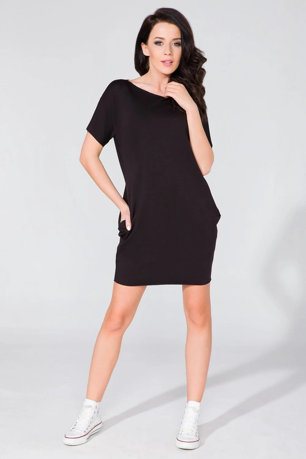 Robe de jour en coton fluide élégante et confortable avec poches pratiques pour femmes actives
