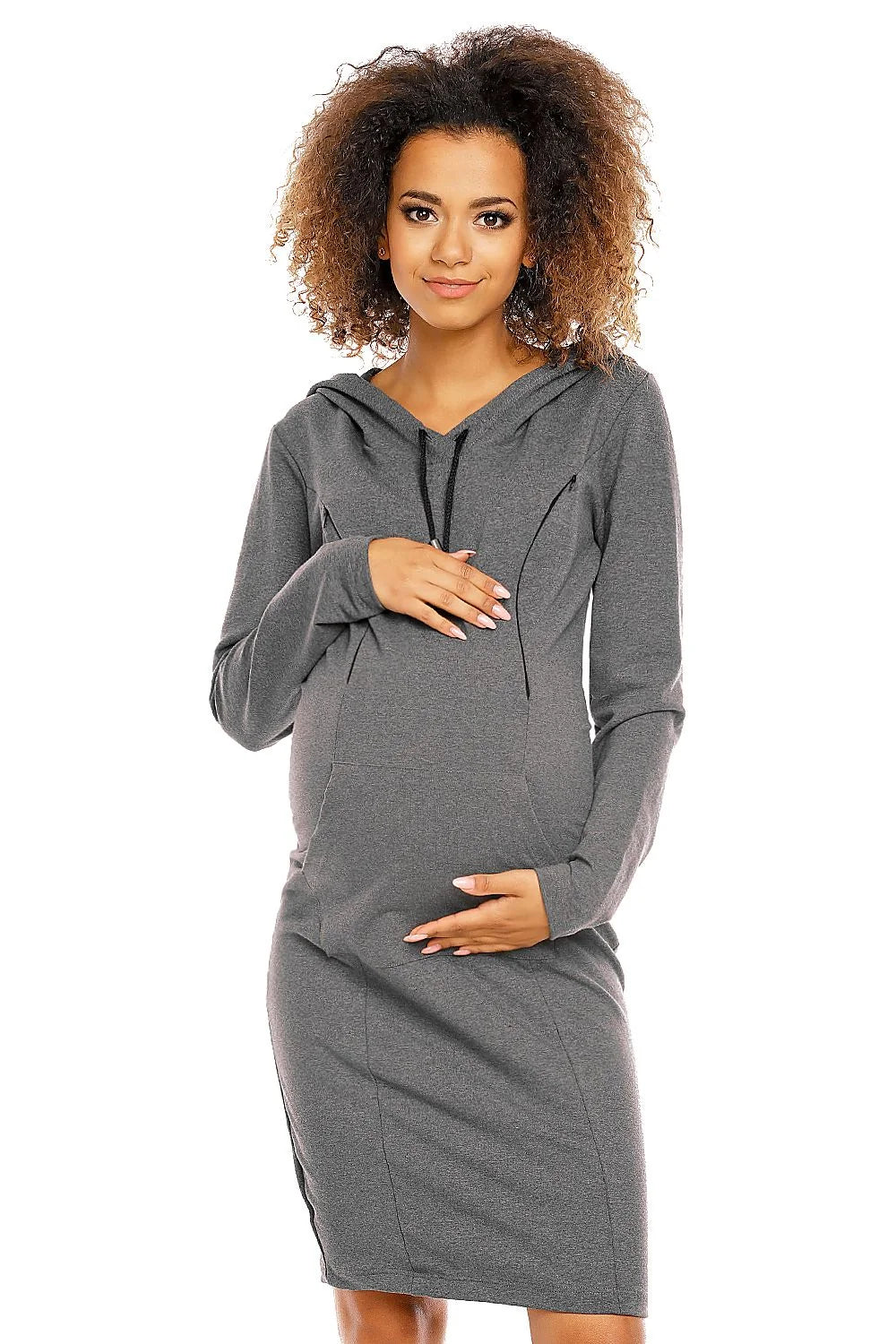 Robe de maternité en coton beige confortable avec capuche idéale pour futures mamans élégantes