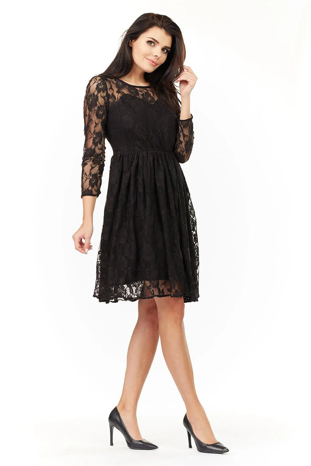 Robe de soirée dentelle noire élégante romantique manches longues transparence chic pour femmes modernes