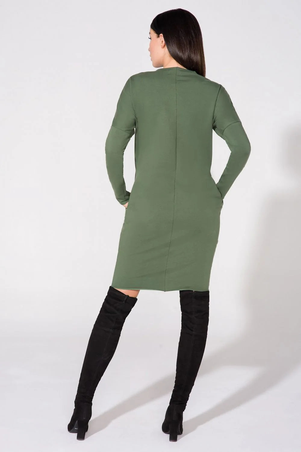 Robe de soirée élégante en satin coupe large raffinée pour occasions spéciales femmes modernes